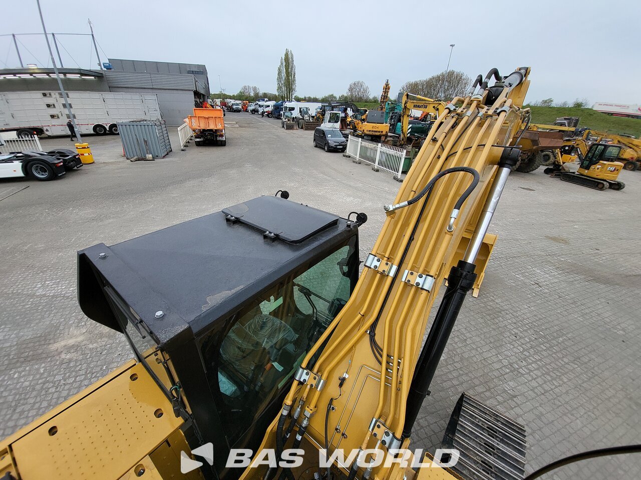 Other : Caterpillar 320 D3 GC حفارة مجنزرة