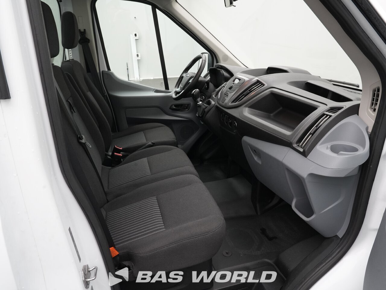 Other : Ford Transit 170pk Autonkuljetusautot