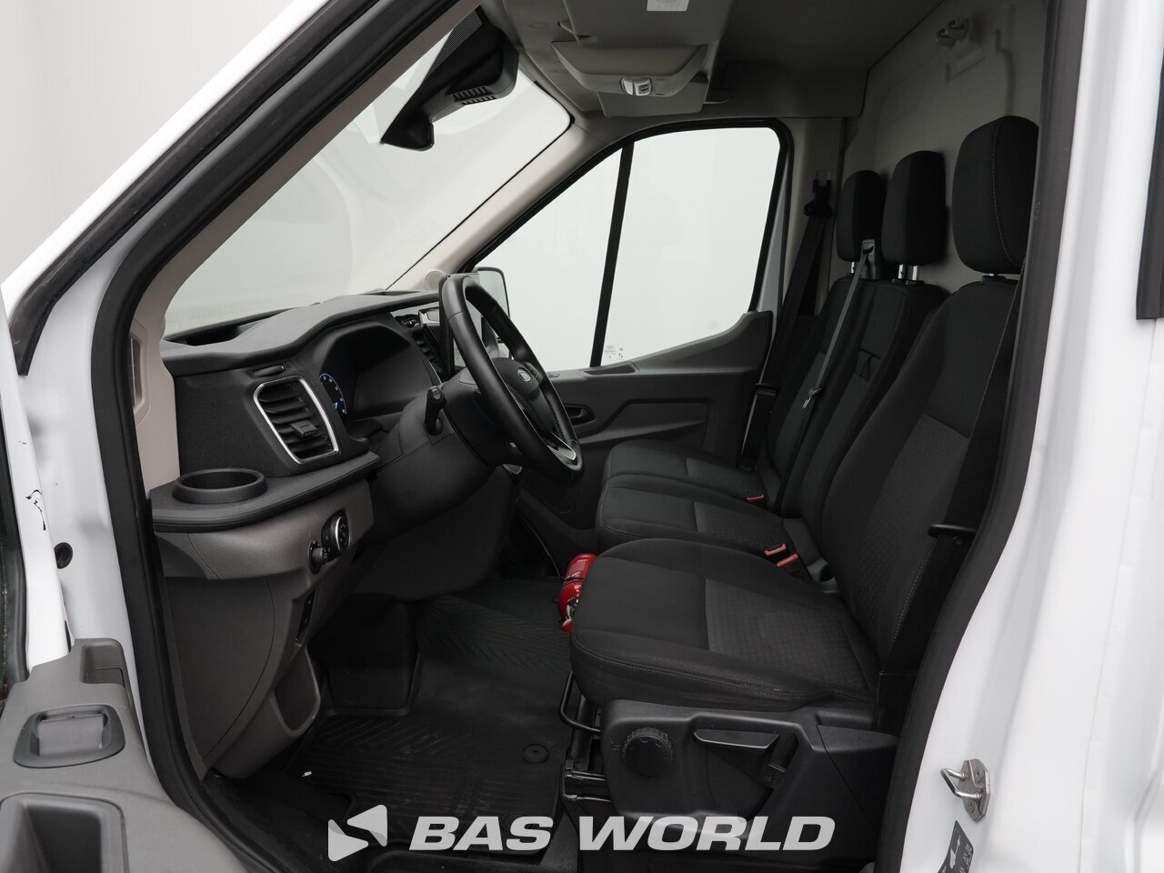 Other : Ford e-Transit 184pk Closed box van
