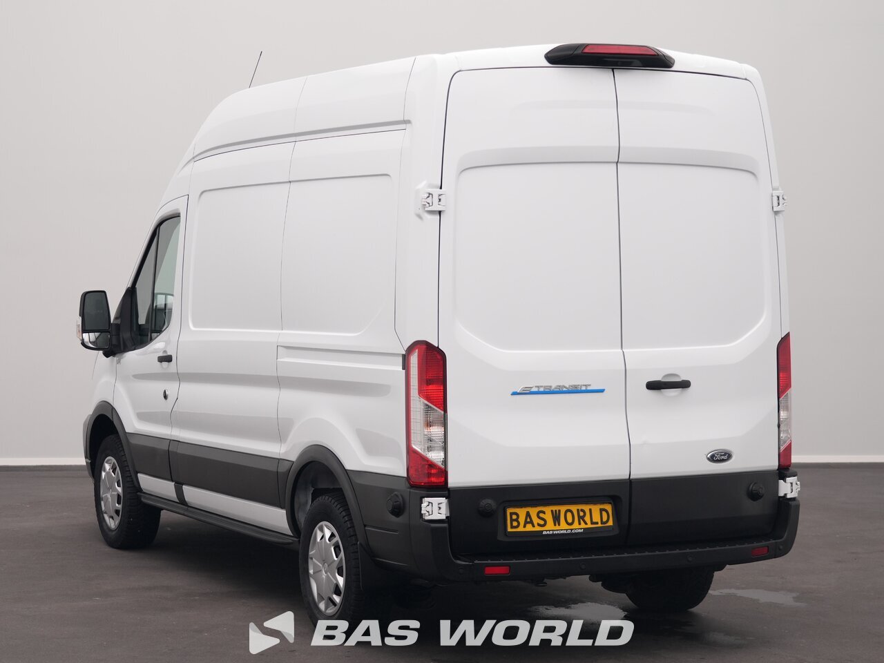 Other : Ford e-Transit 184pk Closed box van