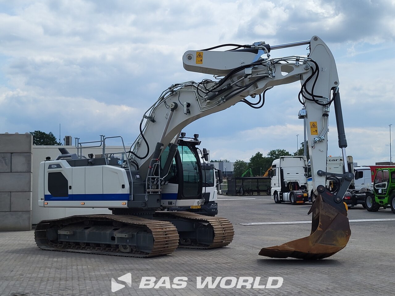 Other : Liebherr R924 LC Bageri gusjeničari