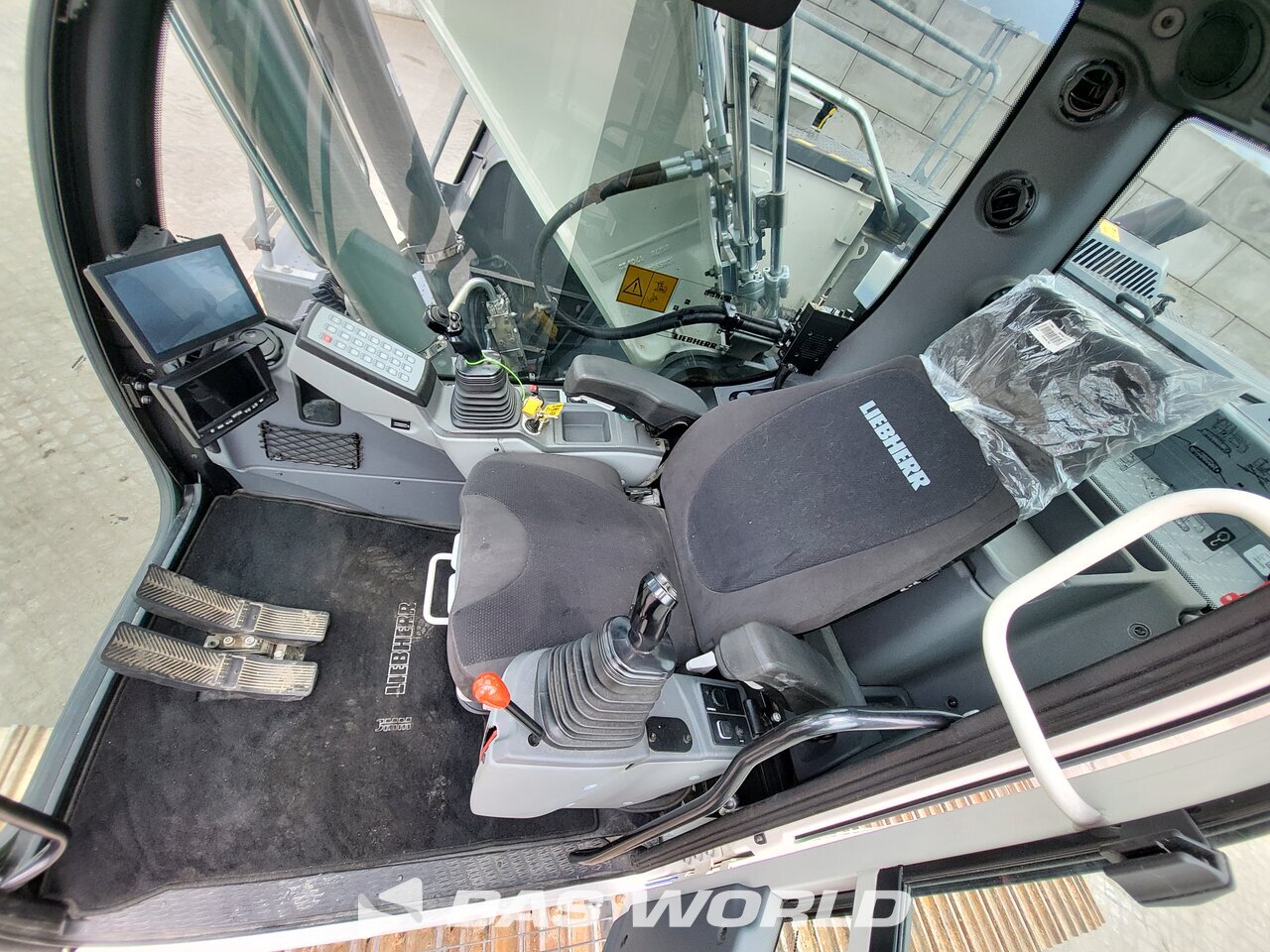 Other : Liebherr R924 LC Bageri gusjeničari