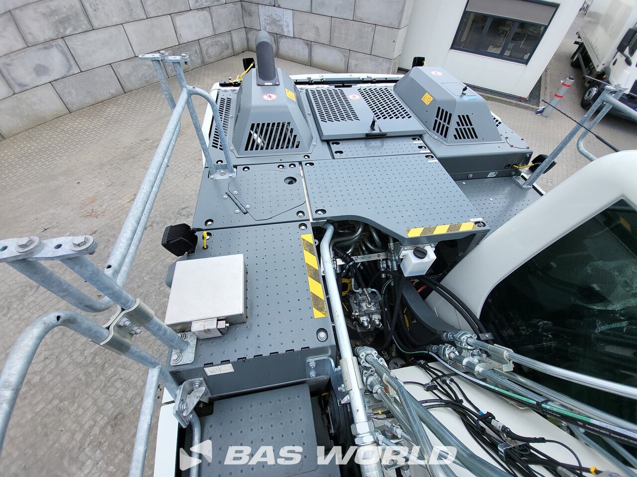 Other : Liebherr R924 LC Bageri gusjeničari