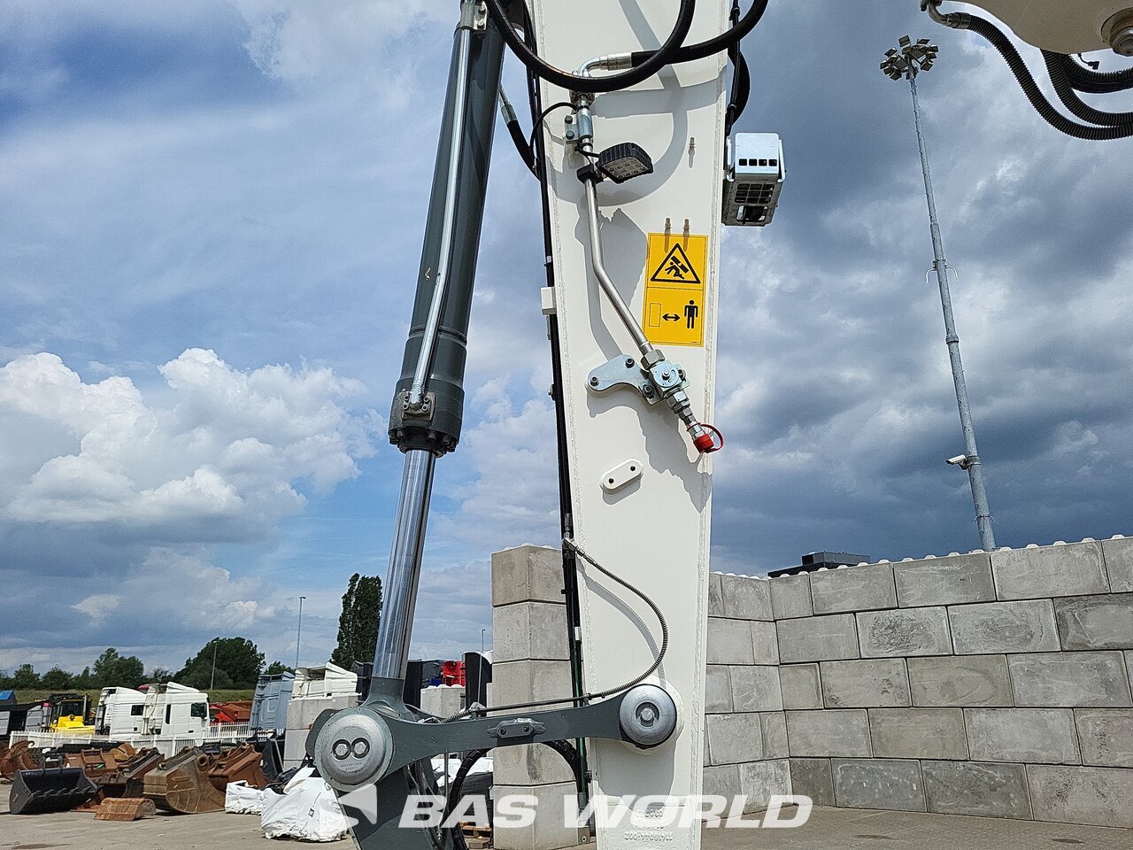 Other : Liebherr R924 LC Bageri gusjeničari