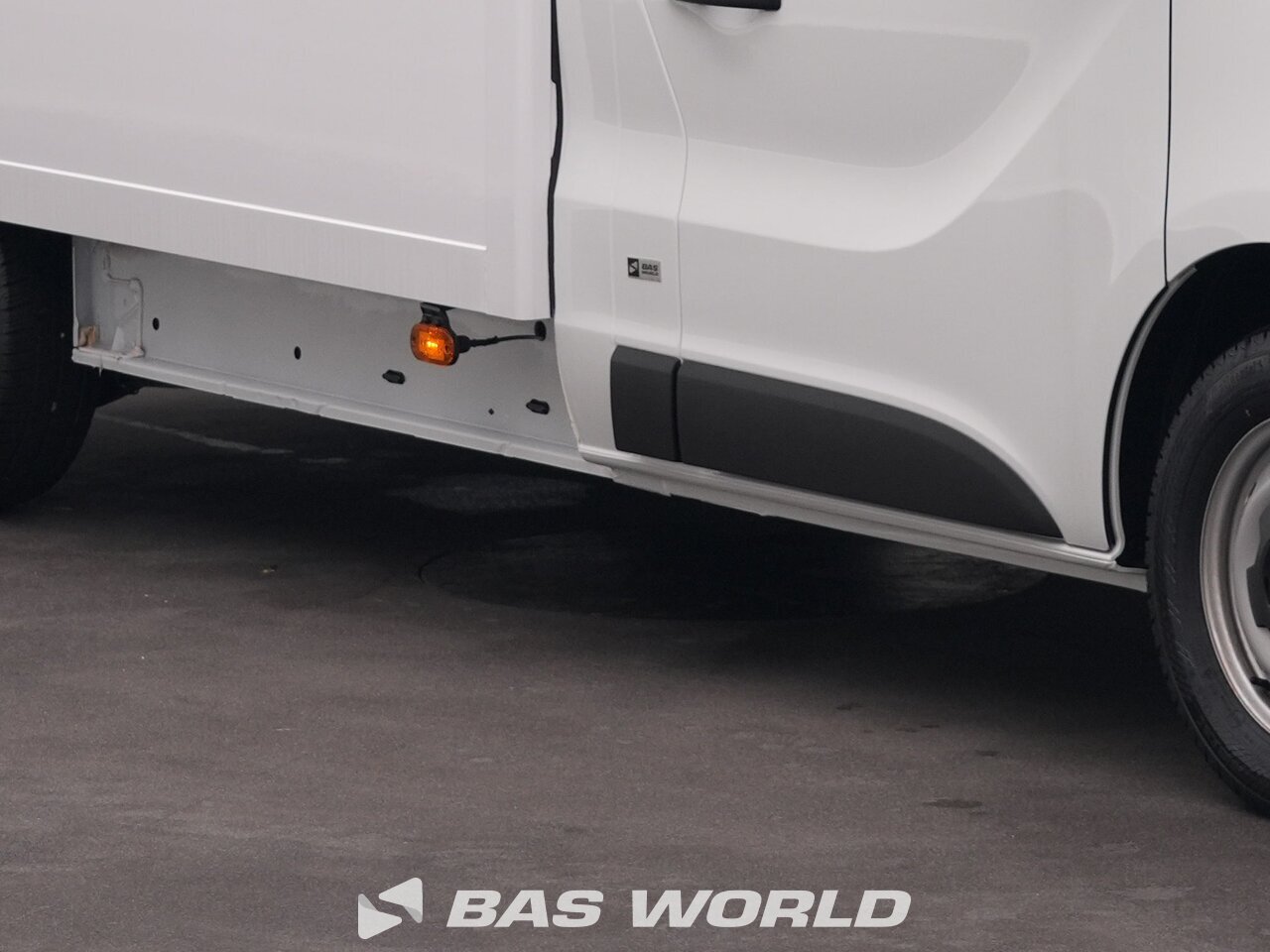 Other : Renault Trafic 150pk صندوق مغلق