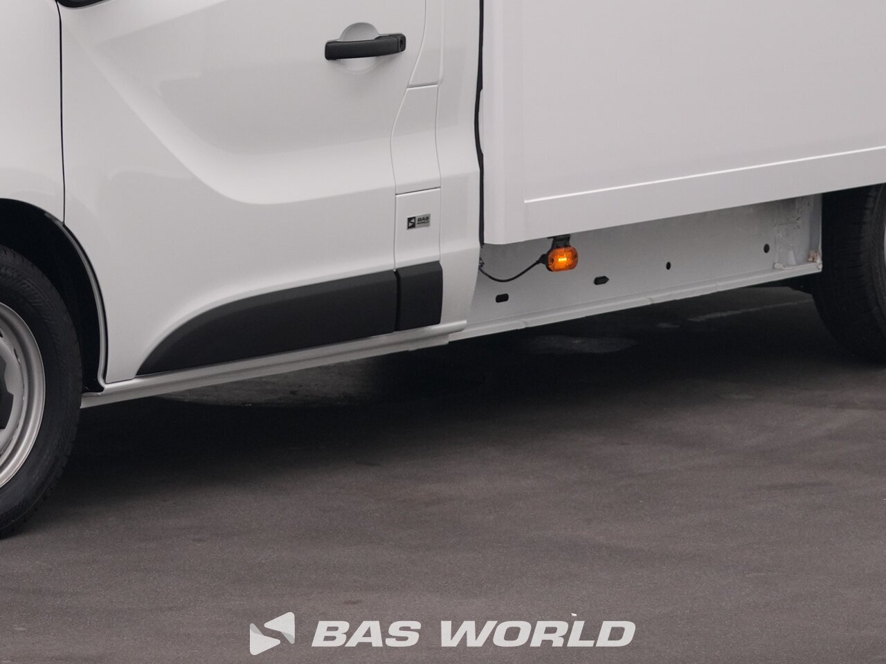 Other : Renault Trafic 150pk صندوق مغلق