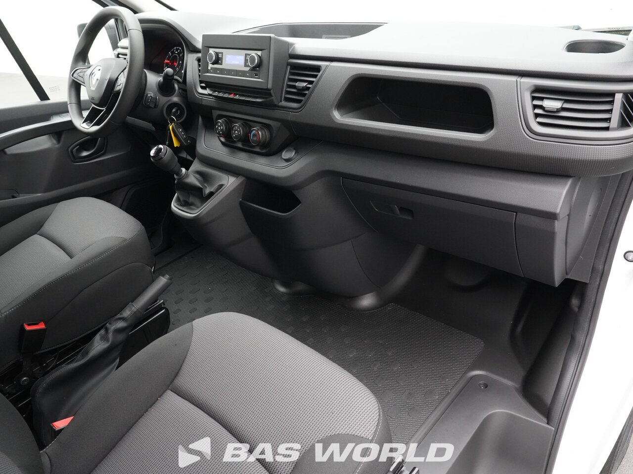 Other : Renault Trafic 150pk صندوق مغلق