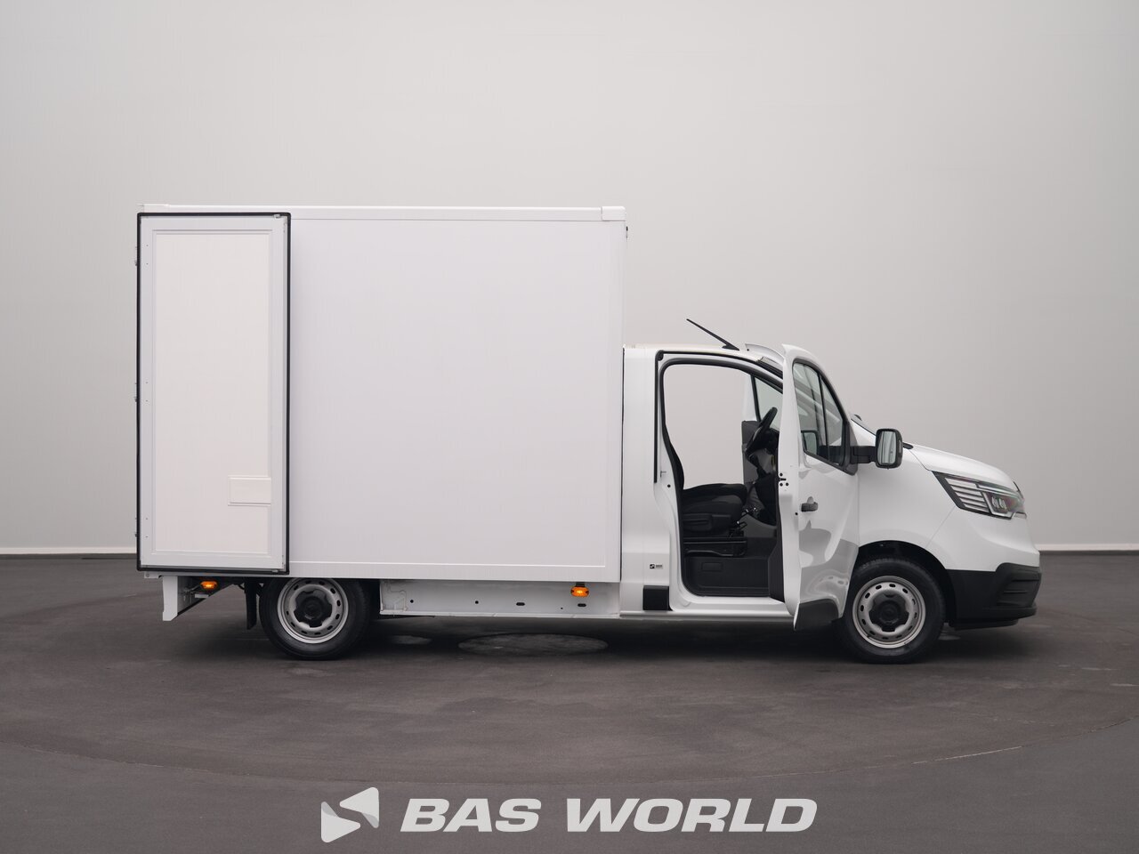 Other : Renault Trafic 150pk صندوق مغلق