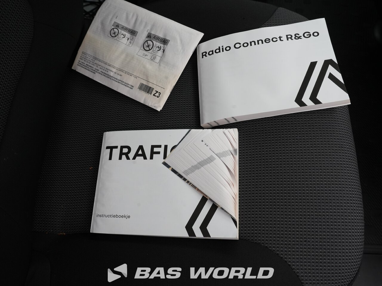 Other : Renault Trafic 150pk صندوق مغلق