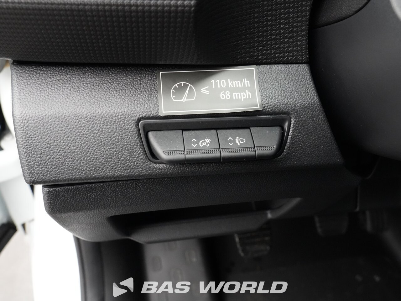 Other : Renault Trafic 150pk صندوق مغلق