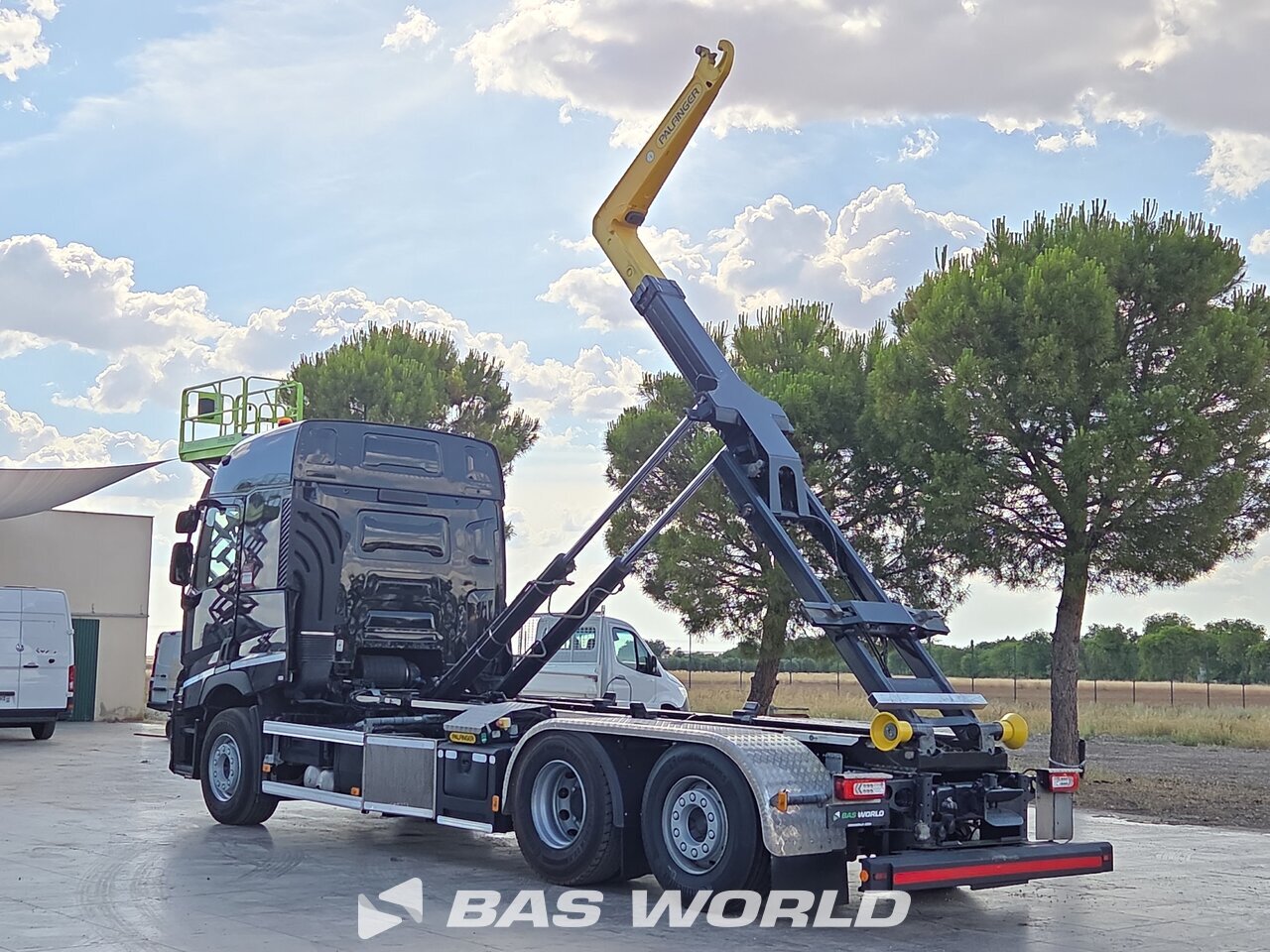 Other : Renault T 480 грузовик с крюковым погрузчиком