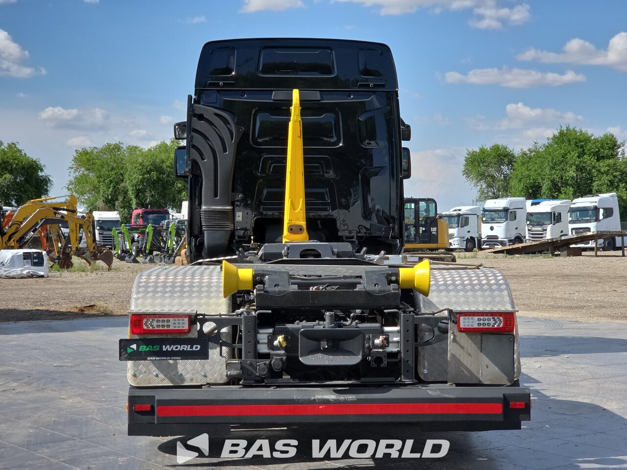 Other : Renault T 480 грузовик с крюковым погрузчиком