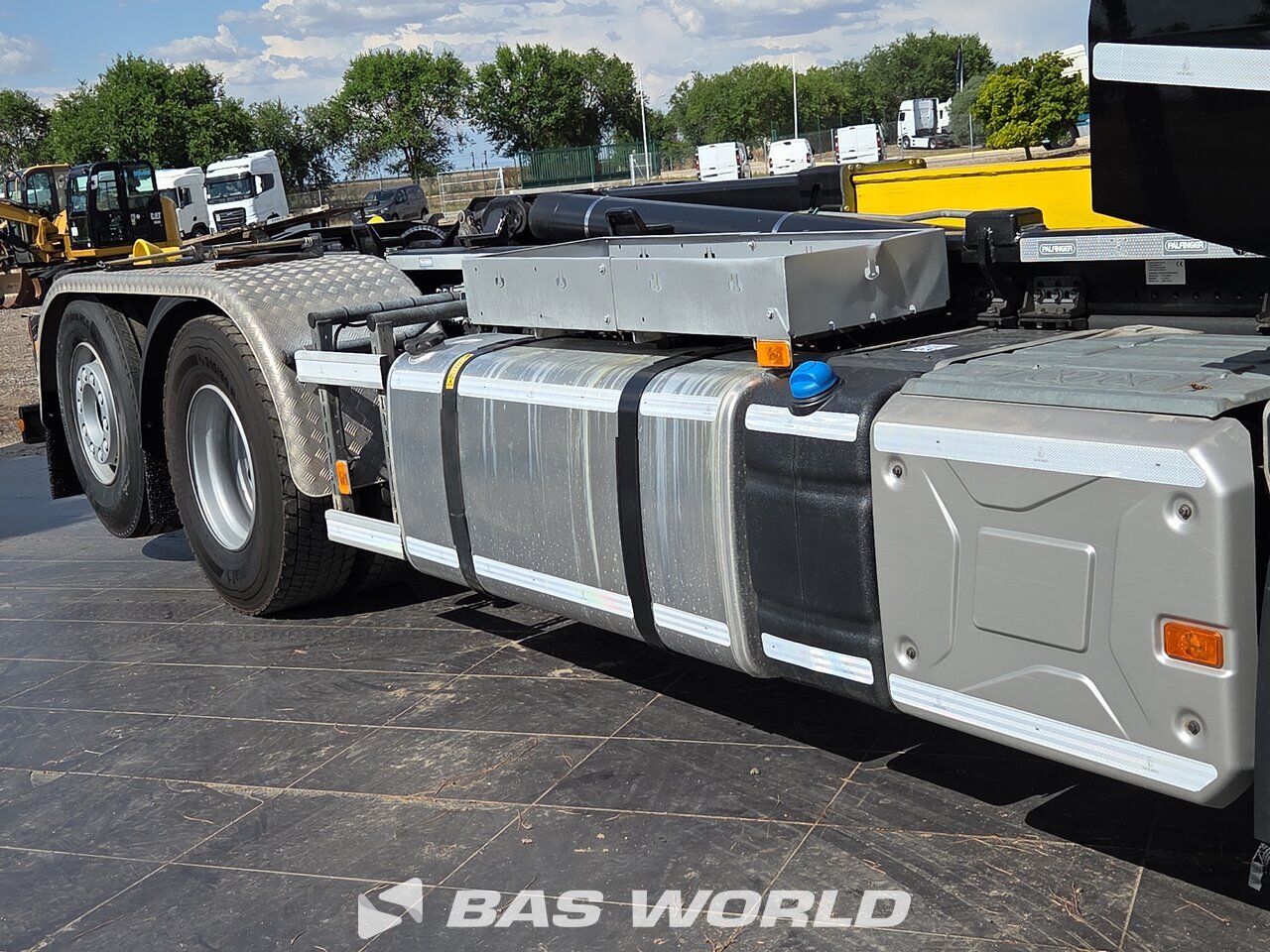 Other : Renault T 480 грузовик с крюковым погрузчиком