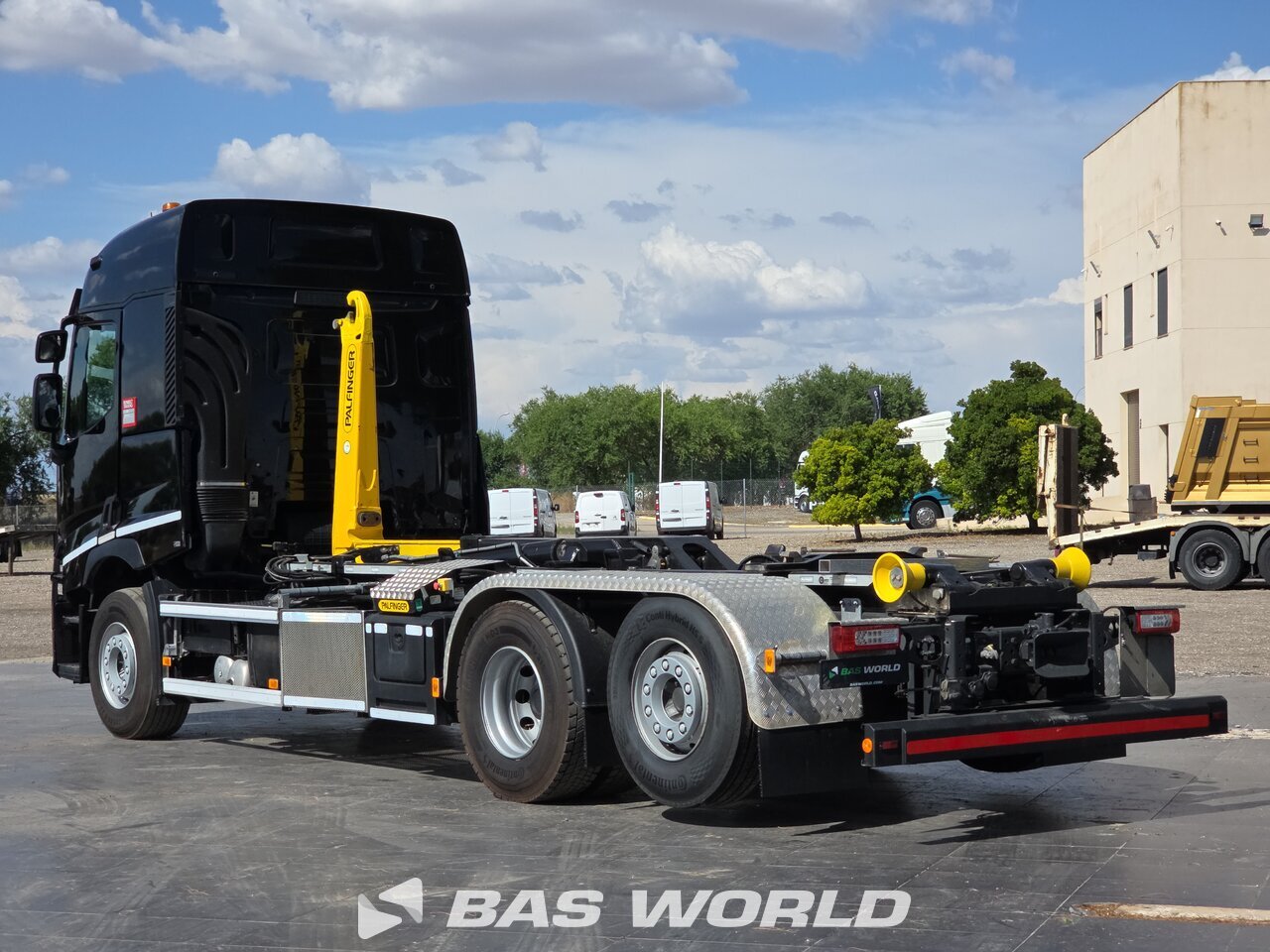 Other : Renault T 480 грузовик с крюковым погрузчиком
