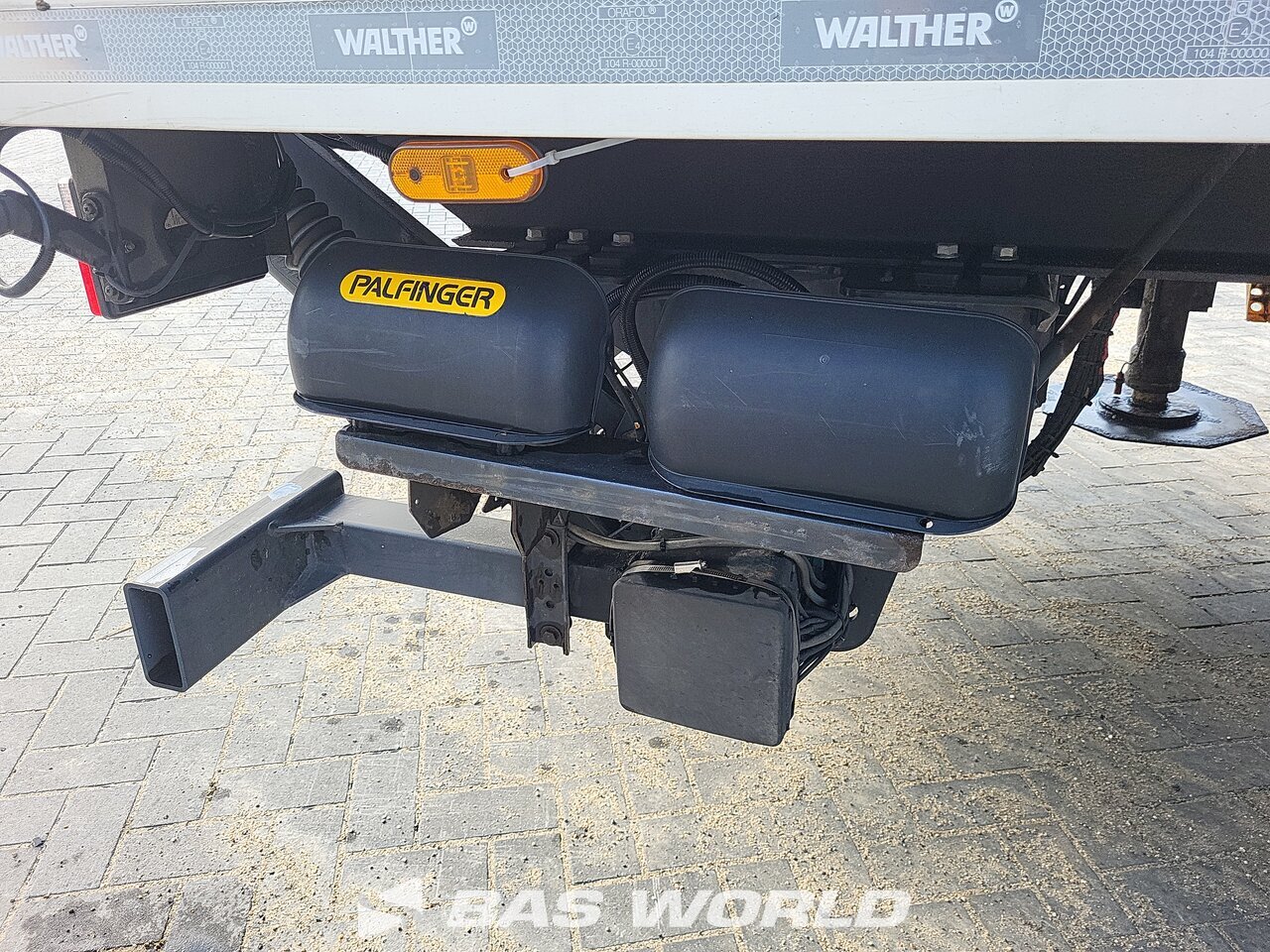 Other : Walther закрытый трейлер