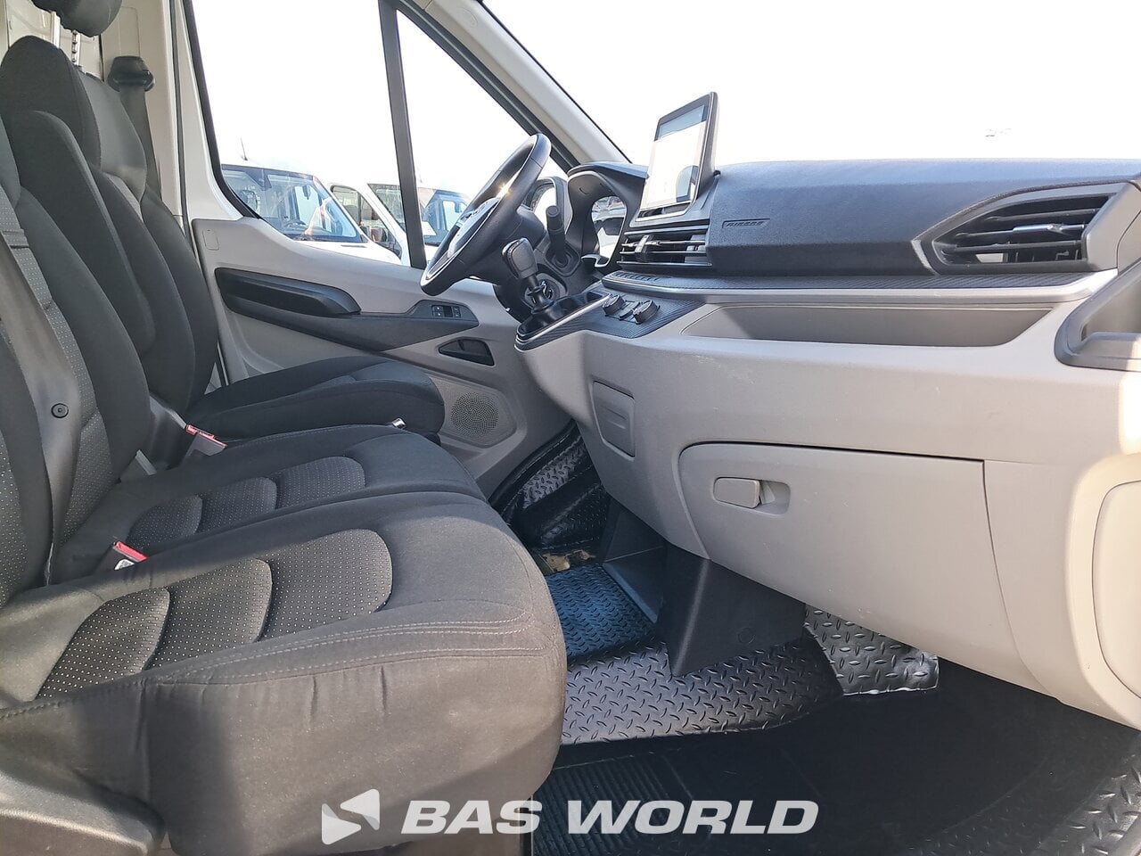 Other : Maxus Deliver 9 Suljettu pakettiauto