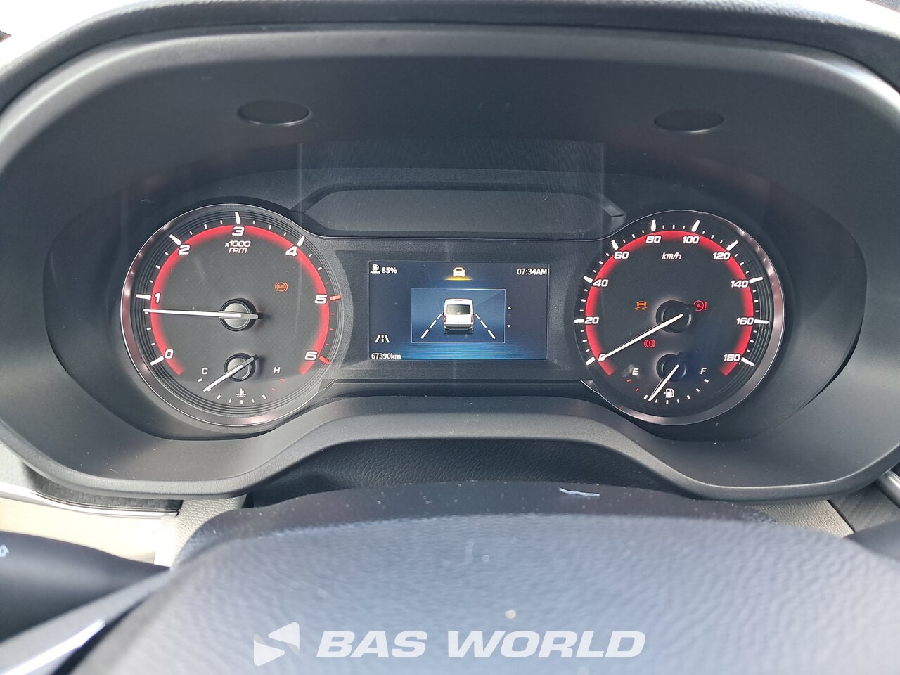 Other : Maxus Deliver 9 Suljettu pakettiauto