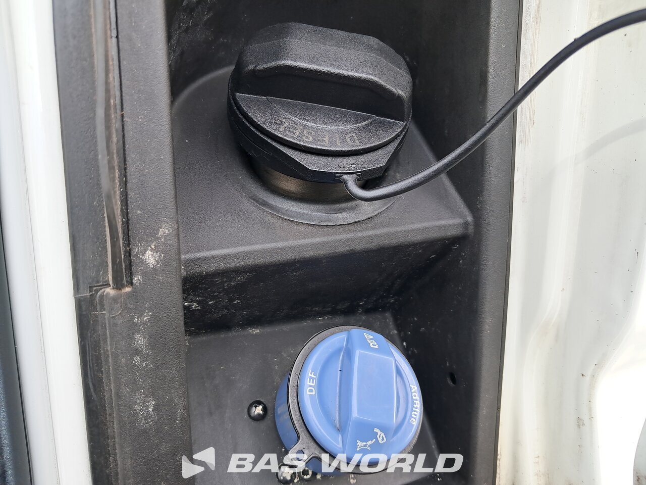 Other : Maxus Closed box van