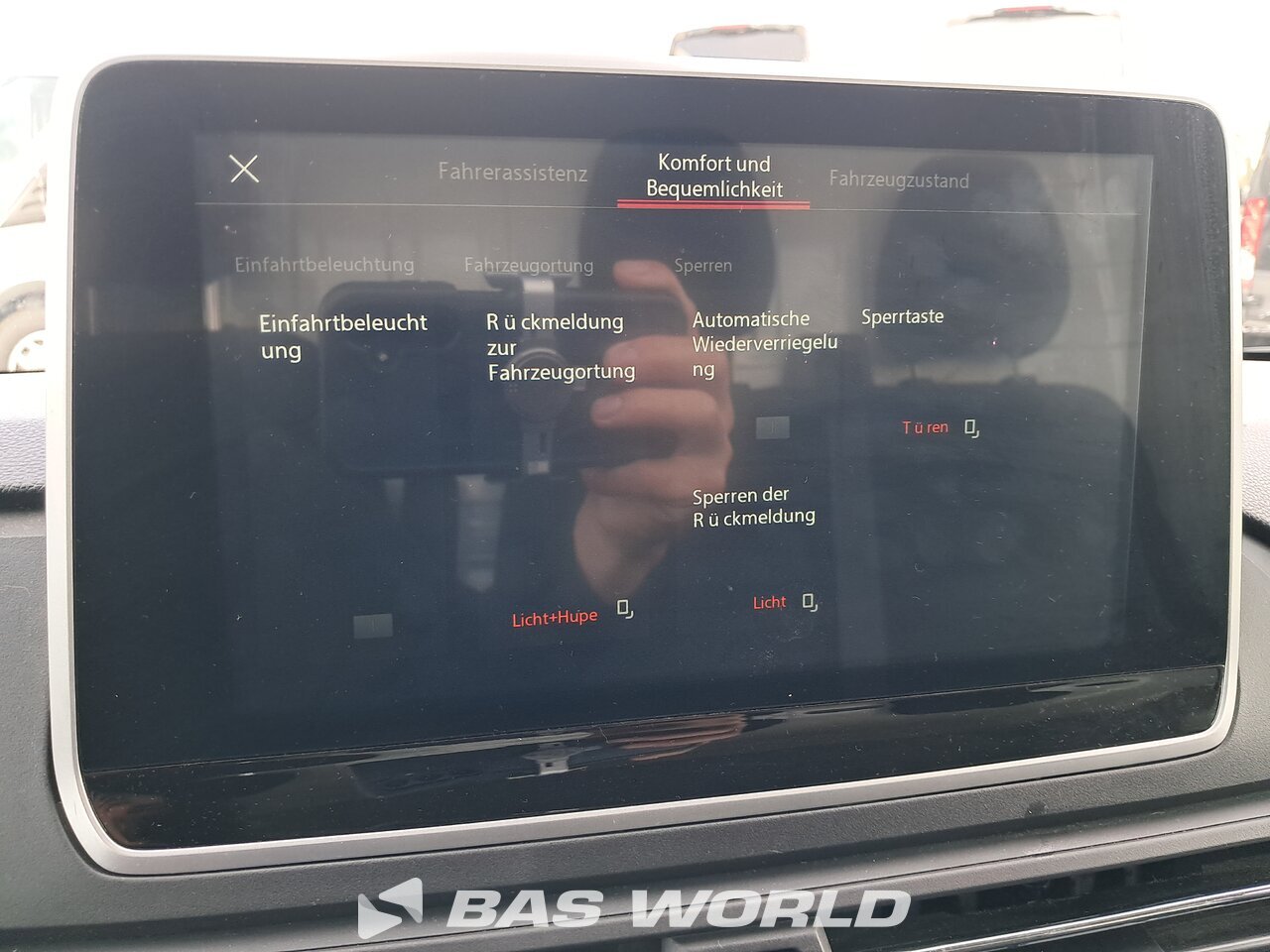 Other : Maxus Closed box van