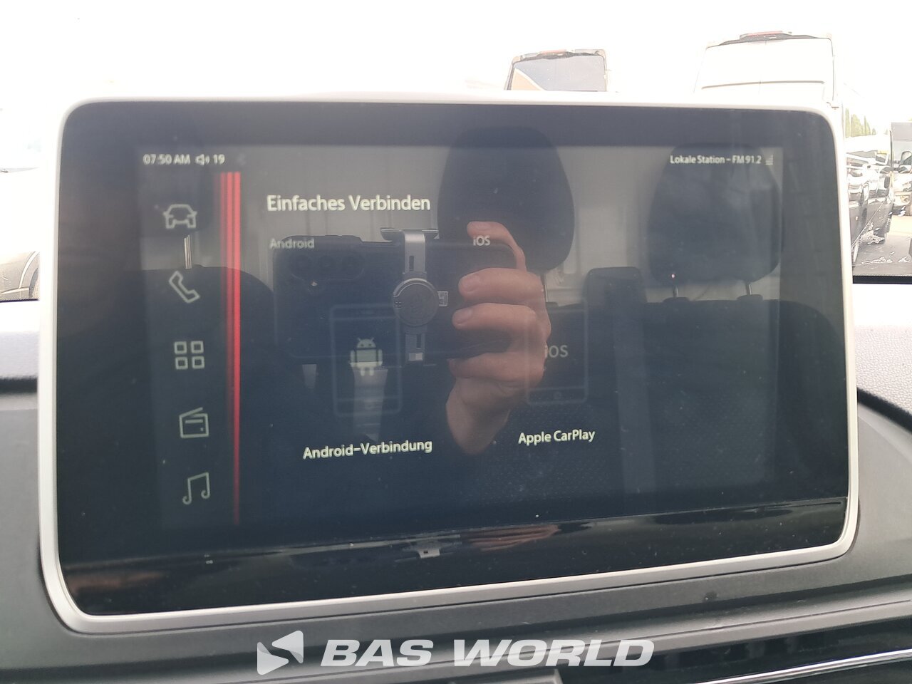 Other : Maxus Closed box van