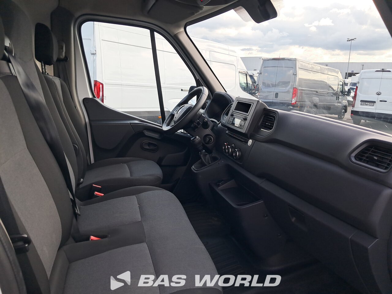 Other : Renault Master 135PK Затворен ван