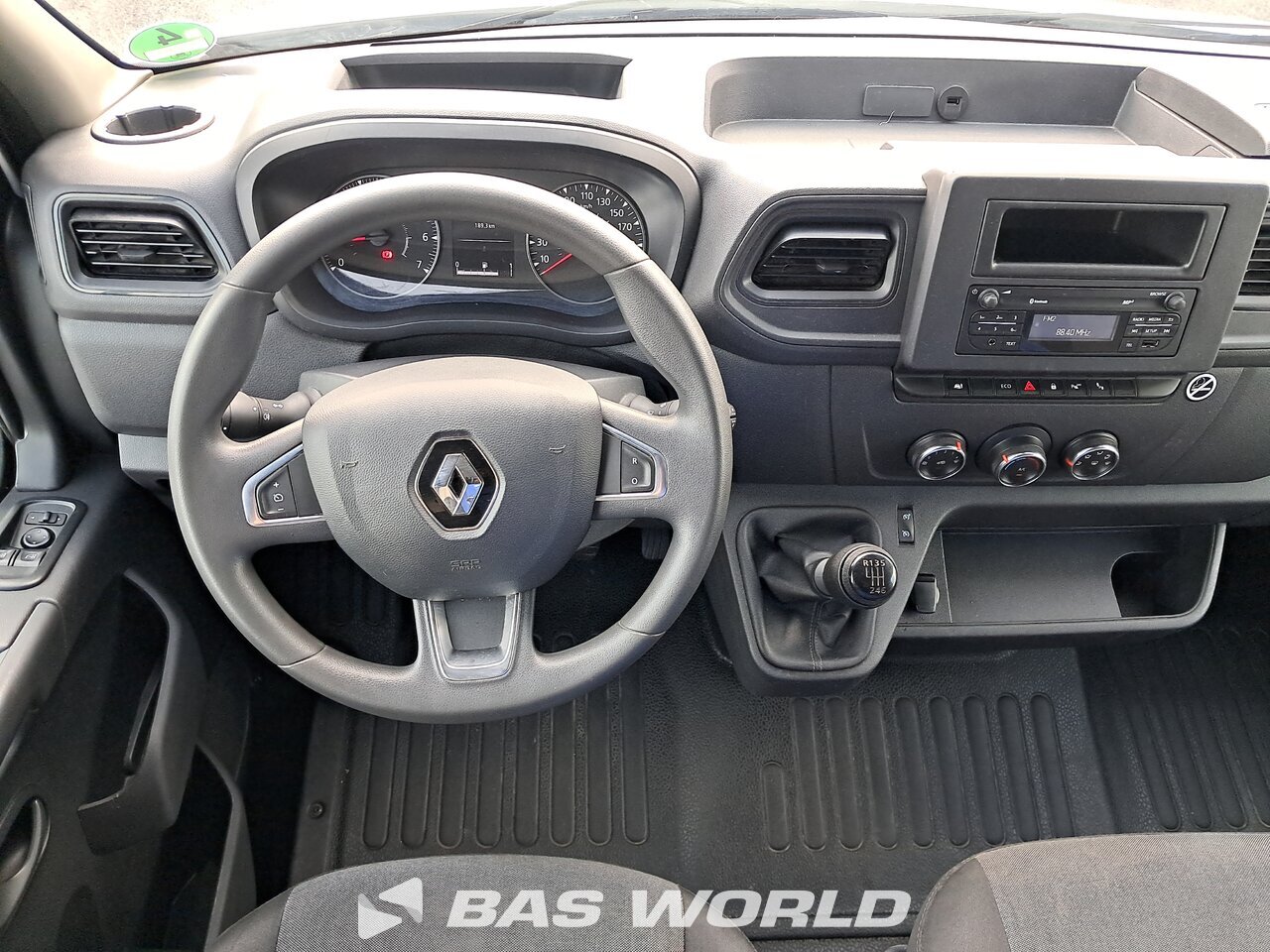 Other : Renault Master 135PK Затворен ван