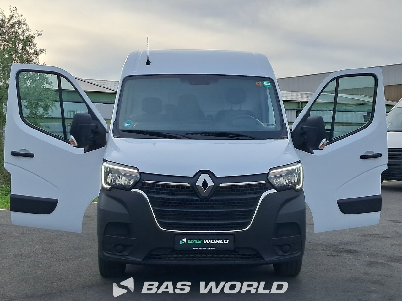 Other : Renault Master 135PK Closed box van