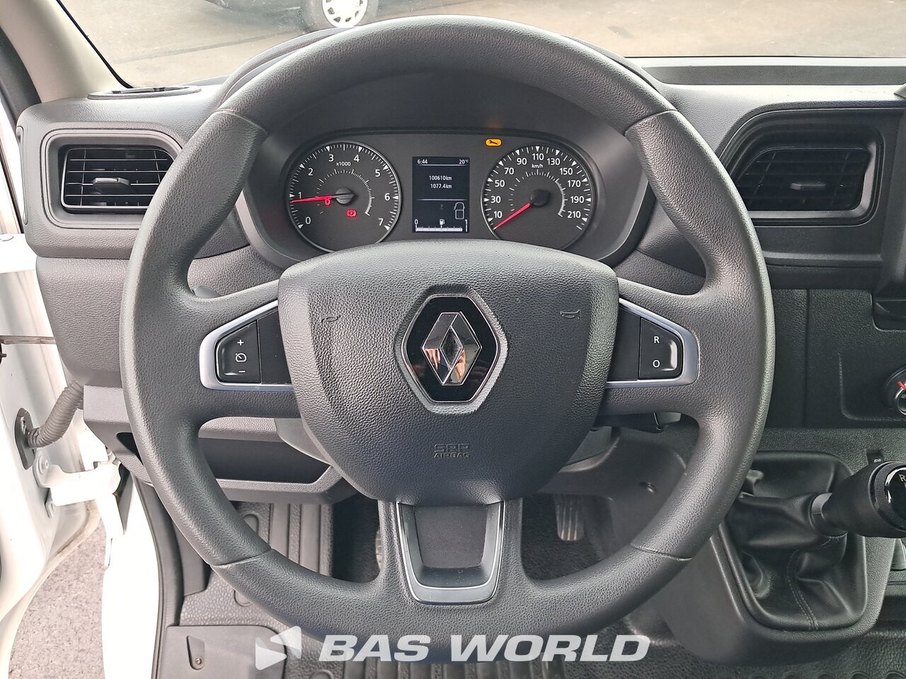 Other : Renault Master 135PK Closed box van