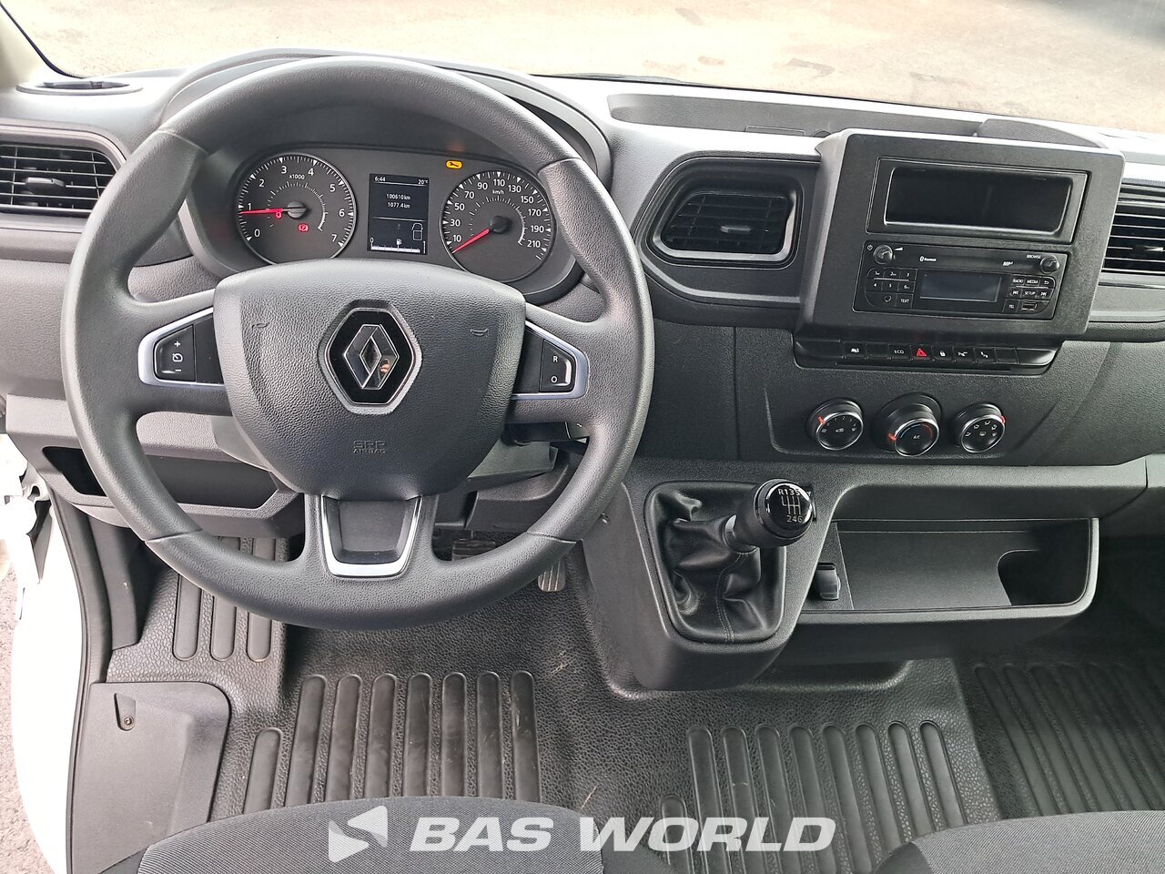 Other : Renault Master 135PK Closed box van