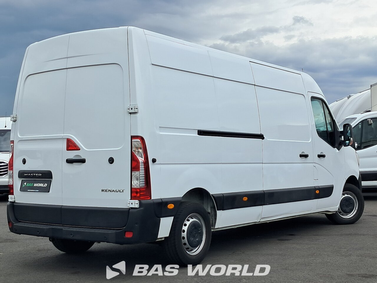 Other : Renault Master 135PK Closed box van