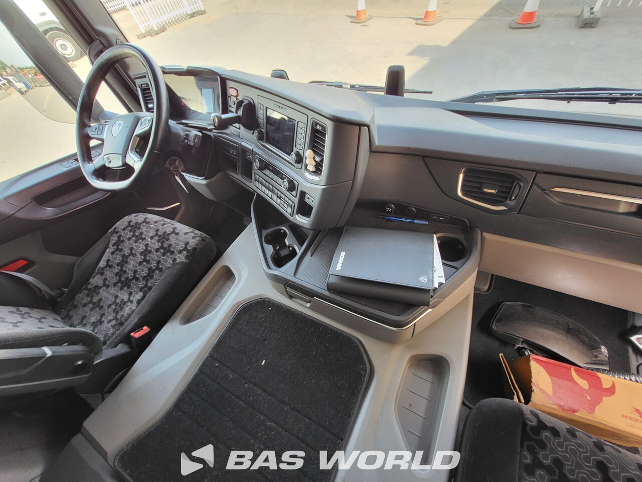 Other : Scania P220 Kassebil