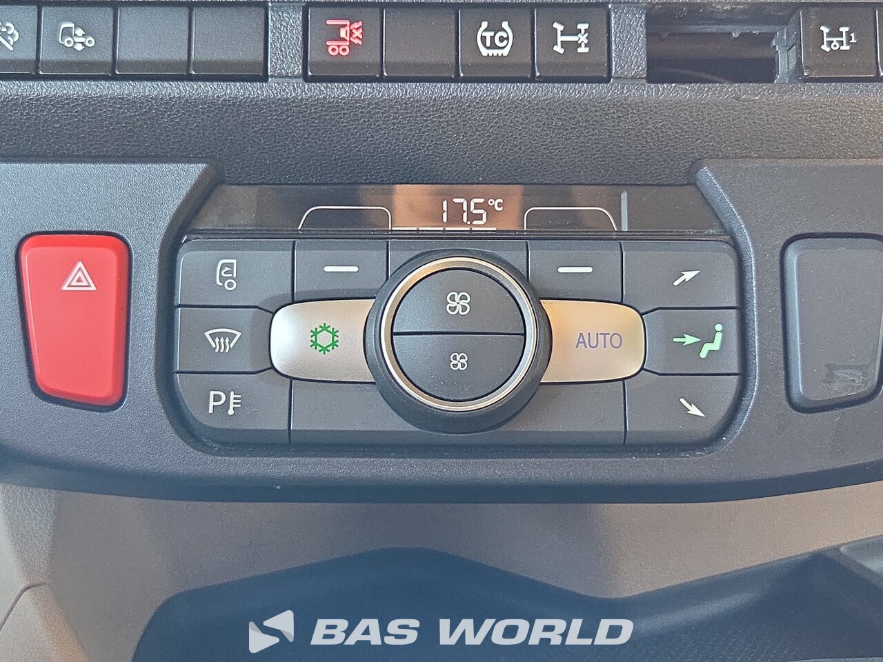 Other : DAF XG 480 Vetopöytäauto