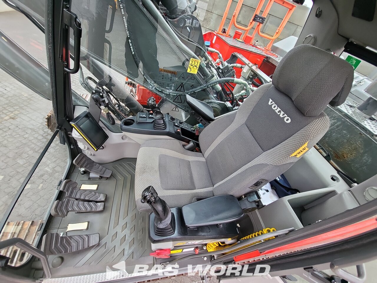 Other : Volvo EC300 E NL koparka gąsienicowa