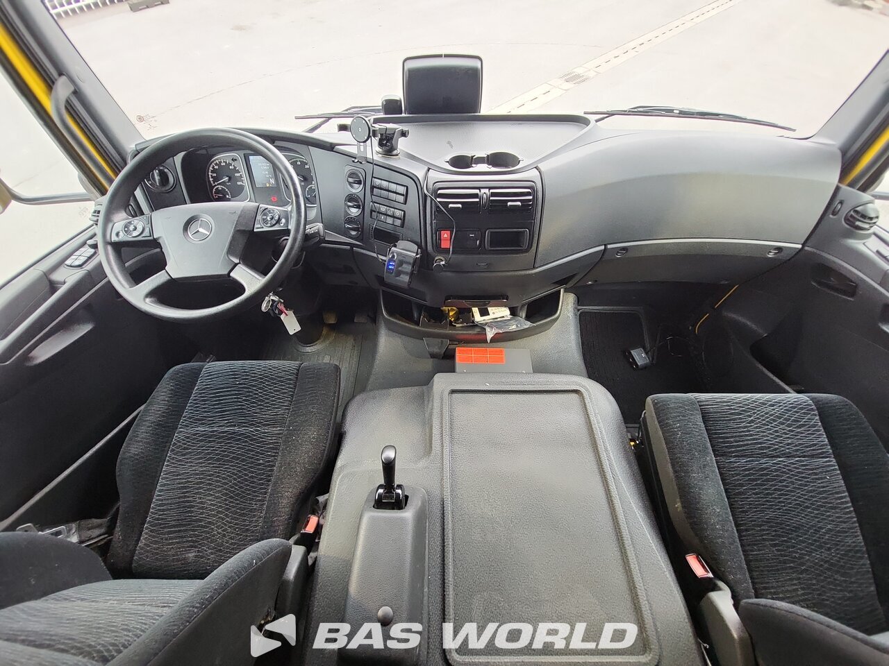 Other : Mercedes Atego 1221 Abschlepp-Fahrzeug