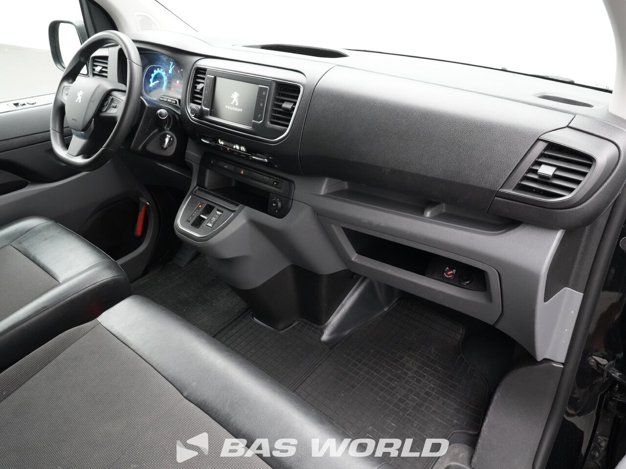Other : Peugeot e-Expert شاحنة خفيفة بصندوق مغلق