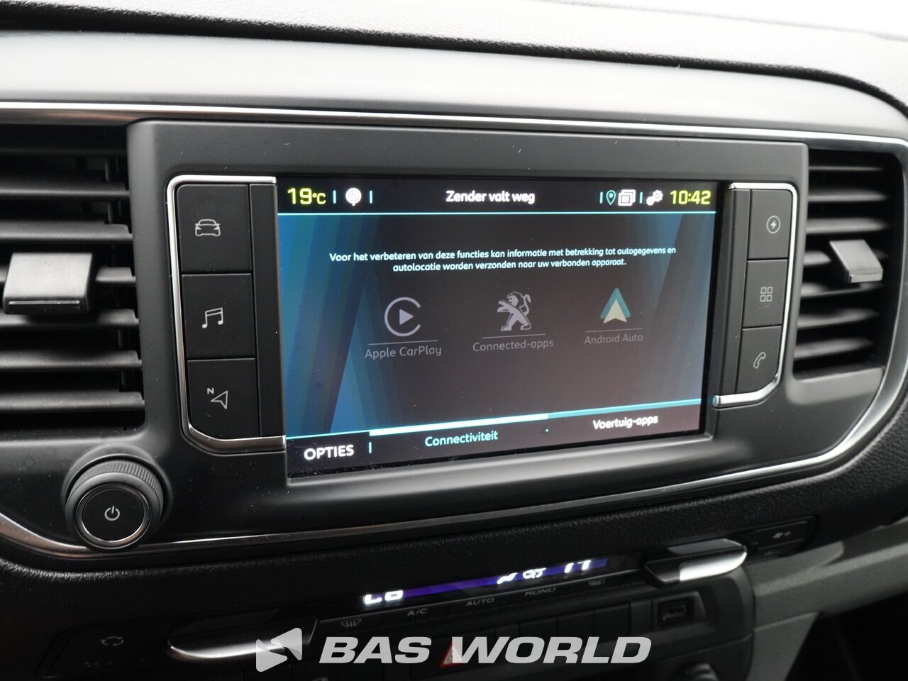 Other : Peugeot e-Expert شاحنة خفيفة بصندوق مغلق