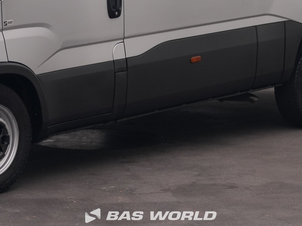 Other : Iveco Daily 35S14 Затворен ван