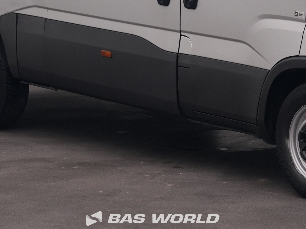 Other : Iveco Daily 35S14 Затворен ван