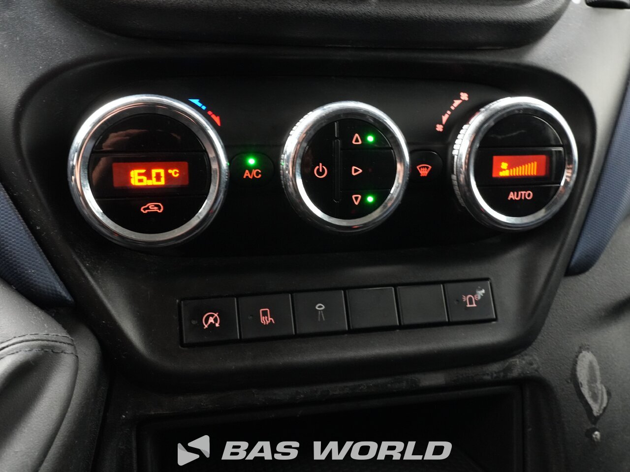 Other : Iveco Daily 35S14 Затворен ван