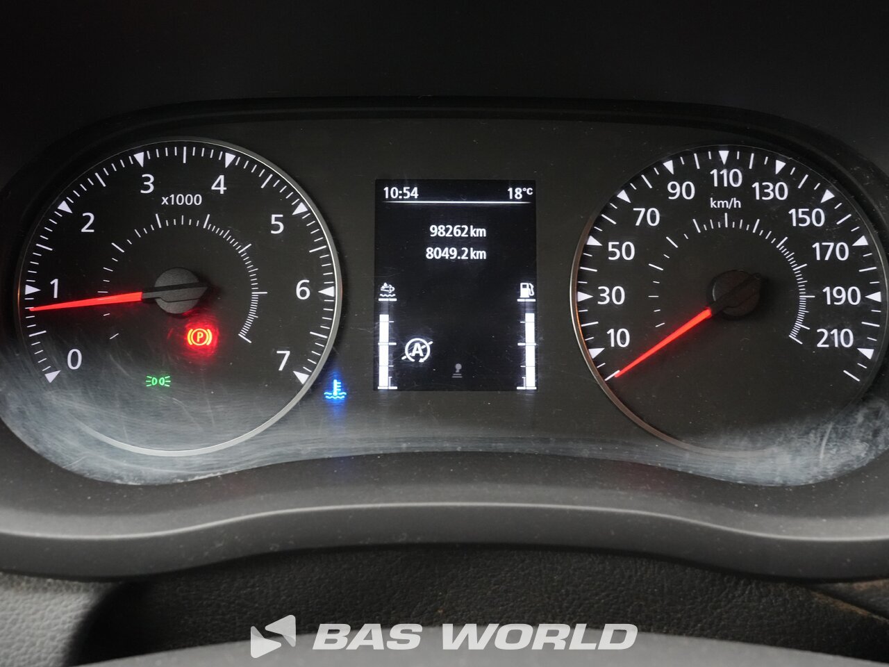 Other : Renault مفتوح