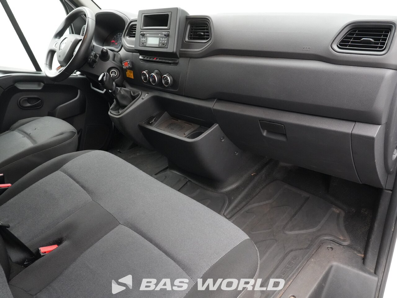 Other : Renault مفتوح