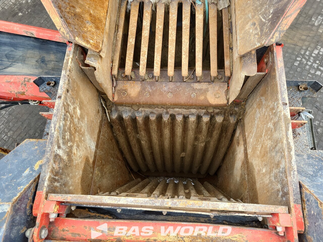 Other : Sandvik QJ241 Murskain