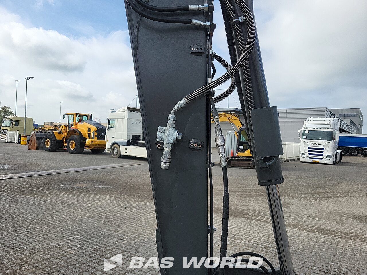 Other : Volvo EW60 E Excavator cu roți