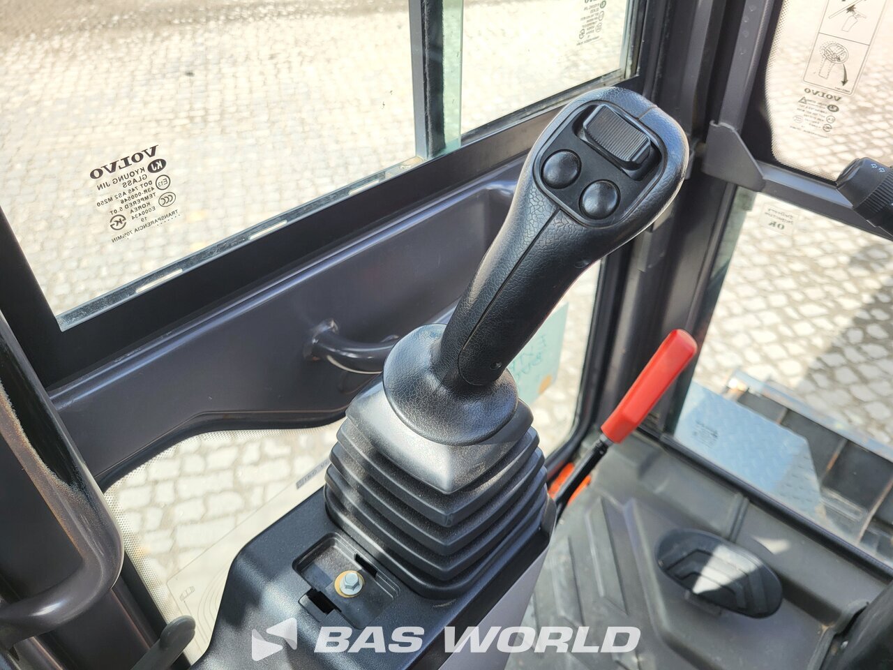 Other : Volvo EW60 E Excavator cu roți
