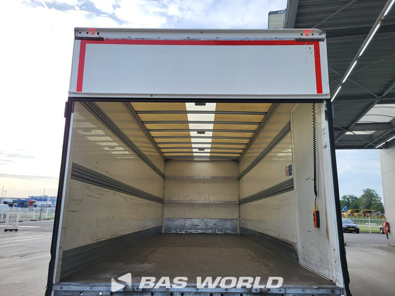 Other : Volvo FL 210 Box body truck