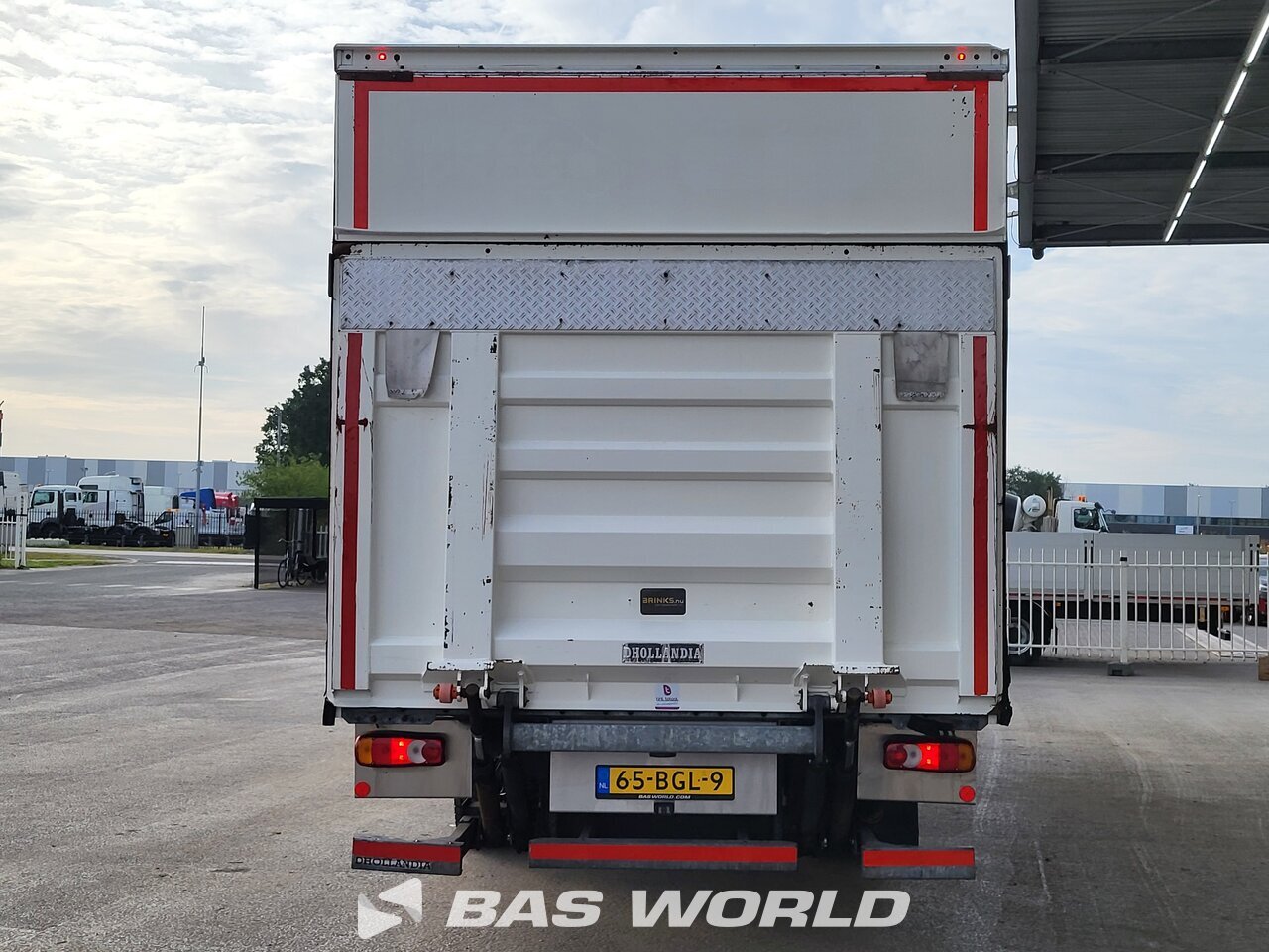 Other : Volvo FL 210 Box body truck