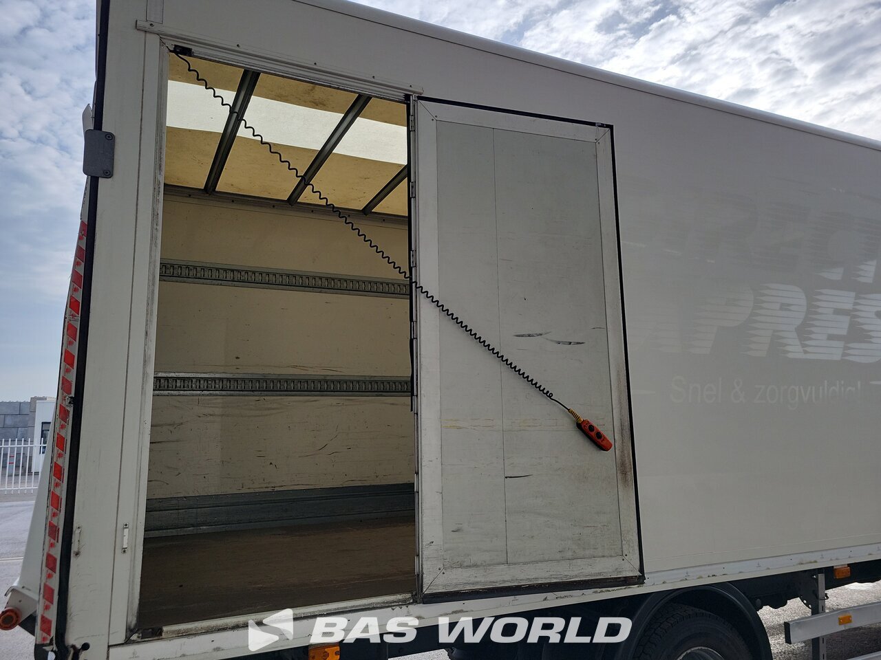 Other : Volvo FL 210 Box body truck