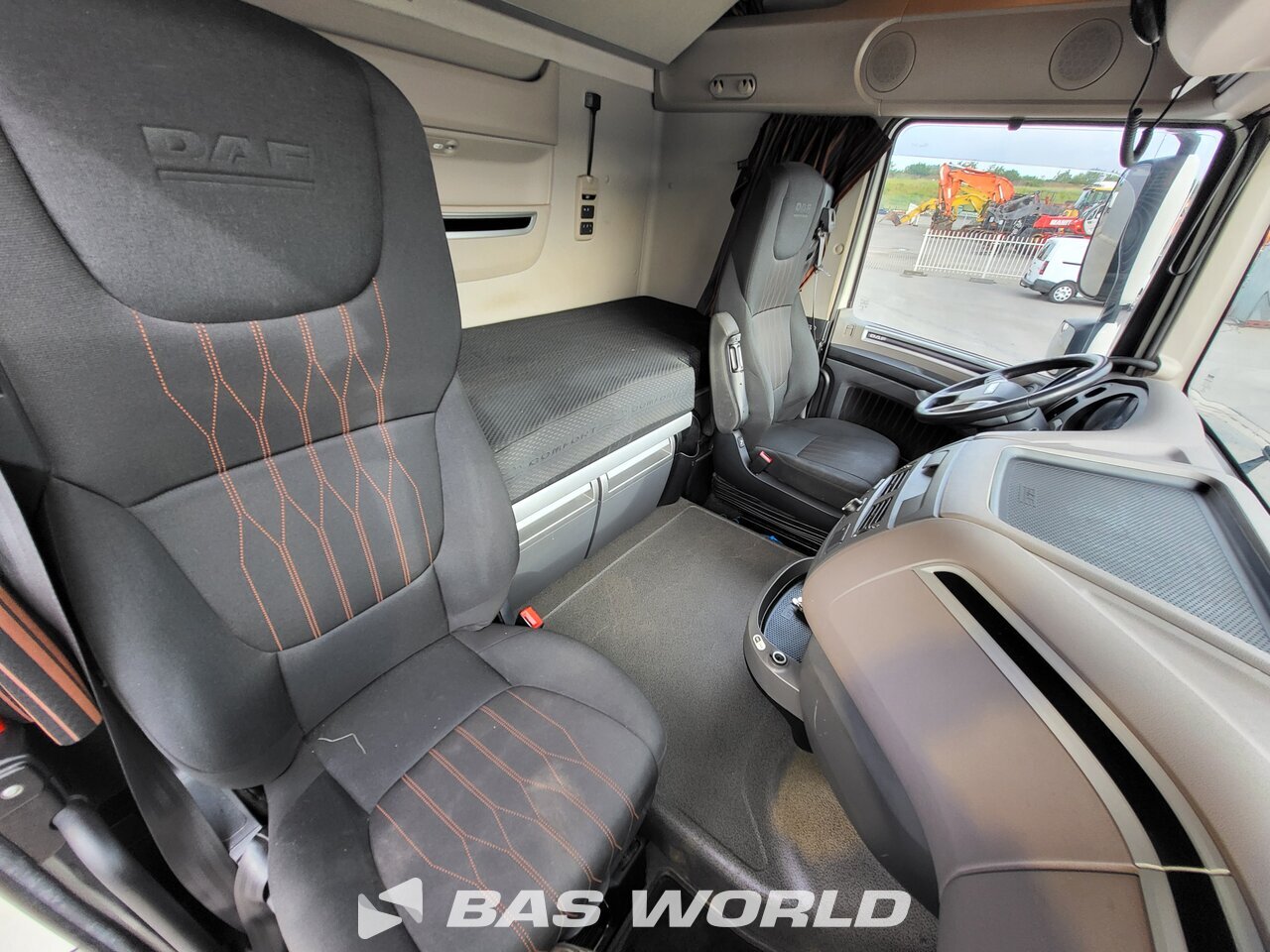 Other : DAF XF 530 وحدات الجر