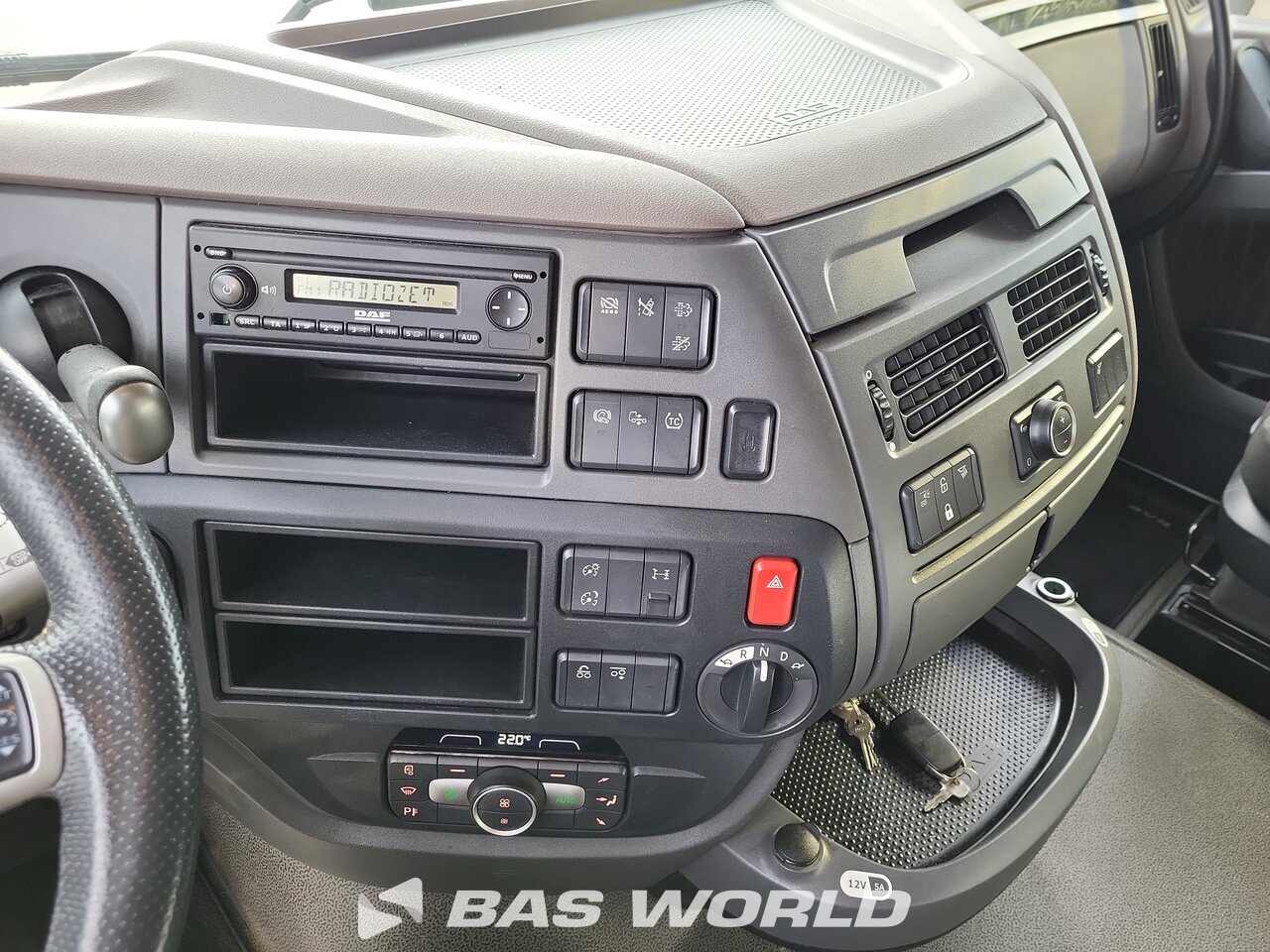 Other : DAF XF 530 وحدات الجر