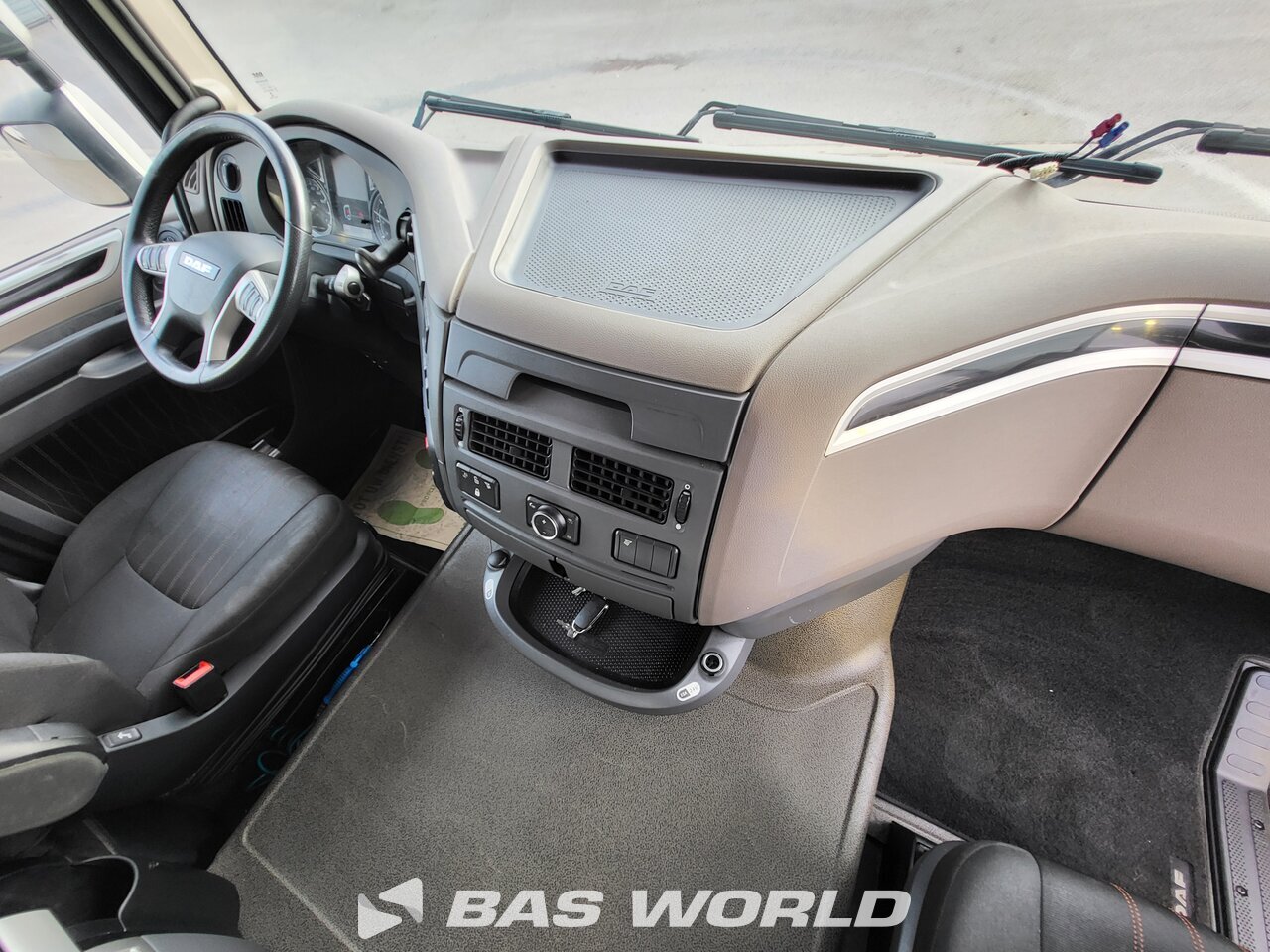 Other : DAF XF 530 وحدات الجر